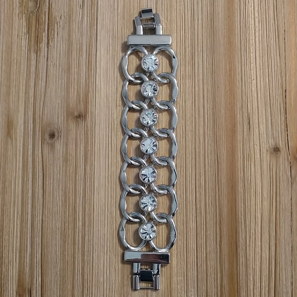 beauticontrol Jewelry - Beauticontrol Silver and Rhinestone Bracelet EUC